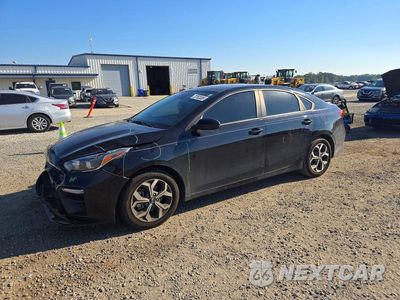 2020 KIA FORTE LXS 3KPF24AD1LE141362 - główne zdjęcie licytacji z USA - miniatura