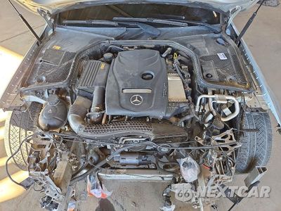 Zdjęcie 11 z 13 samochodu: 2016 MERCEDES-BENZ C 300 4MATIC VIN:55SWF4KB4GU136897 - miniatura