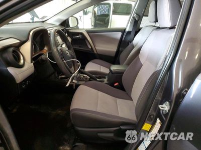Zdjęcie 7 z 13 samochodu: 2015 TOYOTA RAV4 XLE VIN:JTMRFREV1FD110751 - miniatura