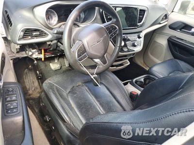 Zdjęcie 8 z 13 samochodu: 2022 CHRYSLER PACIFICA TOURING L VIN:2C4RC1BGXNR197299 - miniatura