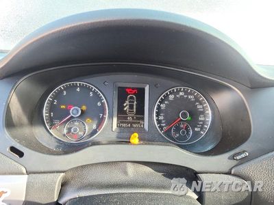 Zdjęcie 9 z 12 samochodu: 2013 VOLKSWAGEN JETTA GLI VIN:3VW4A7AJ2DM231318 - miniatura