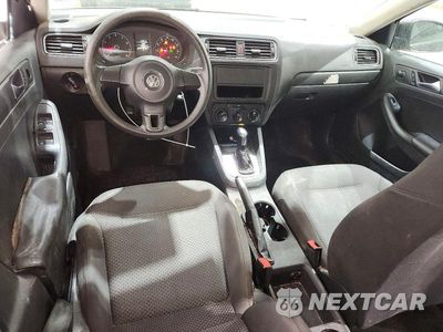 Zdjęcie 8 z 12 samochodu: 2013 VOLKSWAGEN JETTA BASE VIN:3VW2K7AJ7DM374317 - miniatura