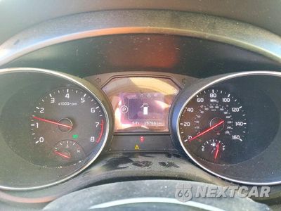 Zdjęcie 9 z 13 samochodu: 2017 KIA SEDONA LX VIN:KNDMB5C18H6247644 - miniatura