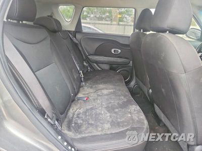 Zdjęcie 10 z 12 samochodu: 2018 KIA SOUL BASE VIN:KNDJN2A29J7566491 - miniatura