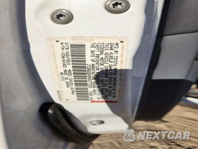 Zdjęcie 12 z 12 samochodu: 1999 TOYOTA CAMRY LE VIN:JT2BG22K9X0377055 - miniatura