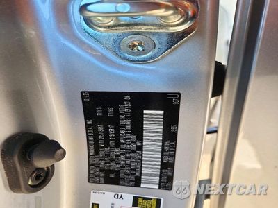 Zdjęcie 13 z 13 samochodu: 2025 TOYOTA COROLLA CROSS L VIN:7MUAAAAG6SV126128 - miniatura