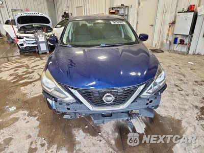 Piąte zdjęcie samochodu w środku: 2019 NISSAN SENTRA S VIN:3N1AB7AP8KY266154 - miniatura