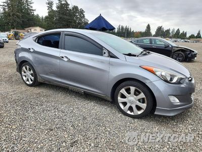 Czwarte zdjęcie samochodu z boku: 2013 HYUNDAI ELANTRA LIMITED VIN:KMHDH4AE1DU918040 - miniatura