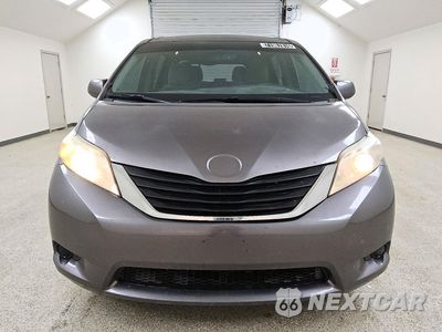 Piąte zdjęcie samochodu w środku: 2015 TOYOTA SIENNA LE VIN:5TDKK3DC1FS577974 - miniatura