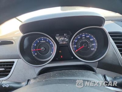 Zdjęcie 9 z 12 samochodu: 2016 HYUNDAI ELANTRA SE VIN:KMHDH4AE7GU600654 - miniatura