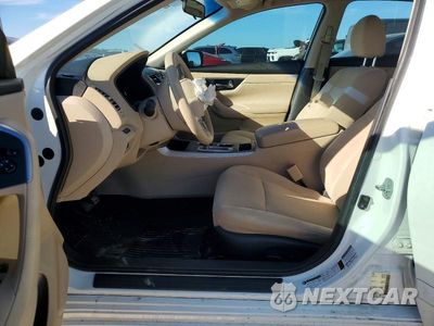 Zdjęcie 7 z 12 samochodu: 2015 NISSAN ALTIMA 2.5 S VIN:1N4AL3AP4FC448750 - miniatura