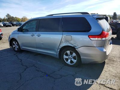 Drugie zdjęcie samochodu z przodu: 2014 TOYOTA SIENNA LE VIN:5TDKK3DC2ES455378 - miniatura