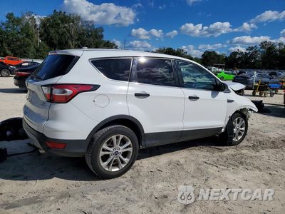Trzecie zdjęcie samochodu z tyłu: 2017 FORD ESCAPE SE VIN:1FMCU0GD4HUE37784 - miniatura