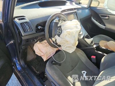 Zdjęcie 8 z 12 samochodu: 2013 TOYOTA PRIUS TWO VIN:JTDKN3DU6D1683721 - miniatura