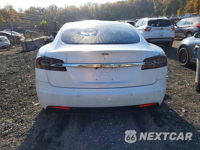 Zdjęcie 6 z 12 samochodu: 2016 TESLA MODEL S VIN:5YJSA1E24GF169052 - miniatura