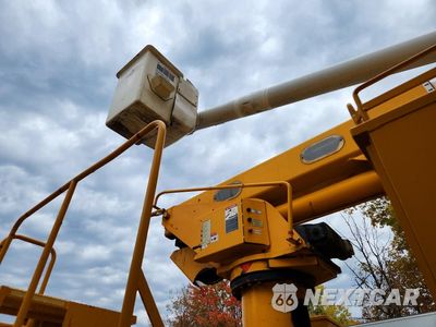 Trzecie zdjęcie samochodu z tyłu: 2012 INTERNATIONAL 4400 BUCKET TRUCK VIN:1HTMKAAN2CH621986 - miniatura