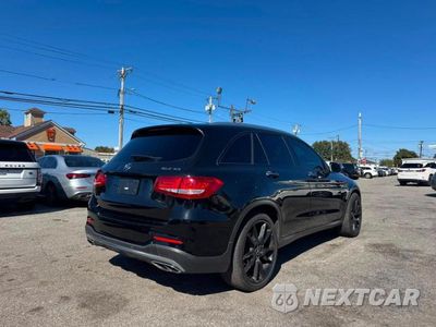 Czwarte zdjęcie samochodu z boku: 2017 MERCEDES-BENZ GLC 43 4MATIC AMG VIN:WDC0G6EB2HF181906 - miniatura