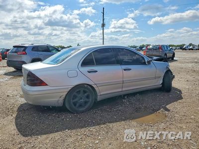 Trzecie zdjęcie samochodu z tyłu: 2004 MERCEDES-BENZ C 240 VIN:WDBRF61J24A593469 - miniatura