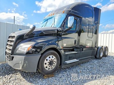 2018 FREIGHTLINER CASCADIA 126 SEMI TRUCK 3AKJHHDR4JSJP4493 - główne zdjęcie licytacji z USA - miniatura