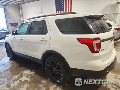Drugie zdjęcie samochodu z przodu: 2017 FORD EXPLORER XLT VIN:1FM5K8D88HGC54553 - miniatura