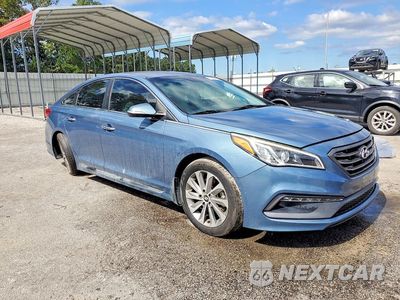 Czwarte zdjęcie samochodu z boku: 2015 HYUNDAI SONATA SPORT VIN:5NPE34AF8FH102147 - miniatura