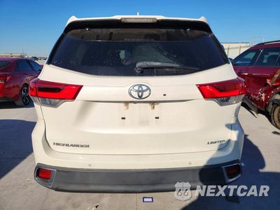 Zdjęcie 6 z 14 samochodu: 2017 TOYOTA HIGHLANDER LIMITED VIN:5TDYZRFH1HS212909 - miniatura