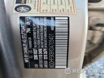 Zdjęcie 12 z 12 samochodu: 2013 MERCEDES-BENZ E 350 VIN:WDDHF5KB9DA705401 - miniatura