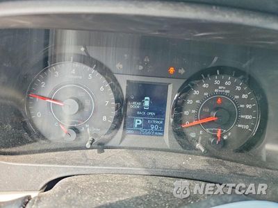 Zdjęcie 9 z 14 samochodu: 2017 TOYOTA SIENNA LE VIN:5TDKZ3DC3HS869057 - miniatura