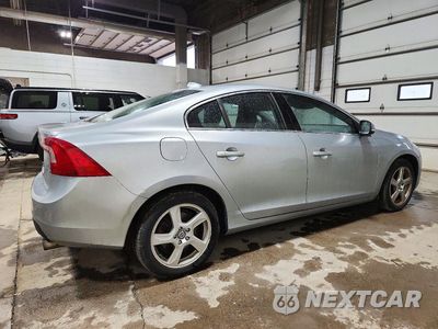 Trzecie zdjęcie samochodu z tyłu: 2013 VOLVO S60 T5 VIN:YV1612FS4D2179837 - miniatura