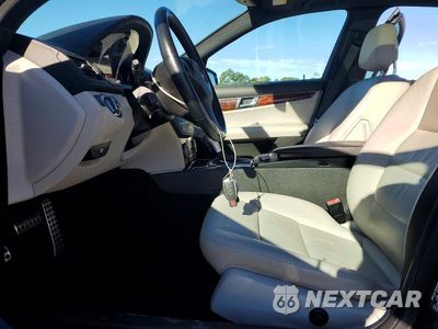Zdjęcie 7 z 12 samochodu: 2010 MERCEDES-BENZ C 300 4MATIC VIN:WDDGF8BB2AF463353 - miniatura