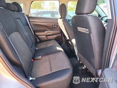 Zdjęcie 10 z 12 samochodu: 2016 MITSUBISHI OUTLANDER SPORT ES VIN:JA4AP3AU7GZ052986 - miniatura