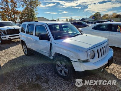 Czwarte zdjęcie samochodu z boku: 2014 JEEP PATRIOT LATITUDE VIN:1C4NJRFB7ED852250 - miniatura