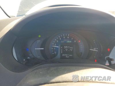 Zdjęcie 9 z 12 samochodu: 2014 HONDA INSIGHT EX VIN:JHMZE2H76ES001976 - miniatura