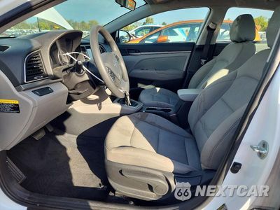 Zdjęcie 7 z 12 samochodu: 2017 HYUNDAI ELANTRA SE VIN:5NPD84LF7HH113640 - miniatura