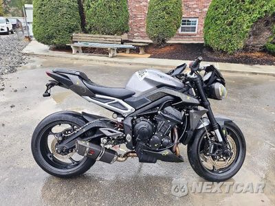 2024 TRIUMPH MOTORCYCLE STREET TRIPLE 765 R SMTA604S1RTBK6060 - główne zdjęcie licytacji z USA - miniatura