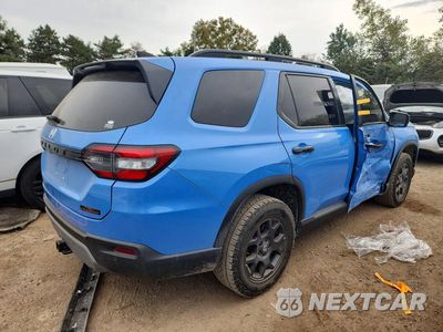 Trzecie zdjęcie samochodu z tyłu: 2024 HONDA PILOT TRAILSPORT VIN:5FNYG1H60RB044947 - miniatura