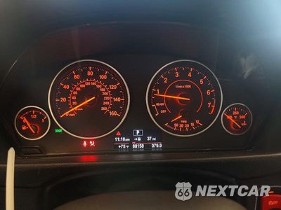 Zdjęcie 9 z 12 samochodu: 2018 BMW 330 XI VIN:WBA8D9G56JNU72962 - miniatura