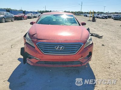 Piąte zdjęcie samochodu w środku: 2017 HYUNDAI SONATA VIN:5NPE24AF2HH503022 - miniatura
