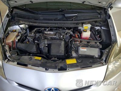 Zdjęcie 11 z 12 samochodu: 2012 TOYOTA PRIUS FIVE VIN:JTDKN3DU9C5415396 - miniatura