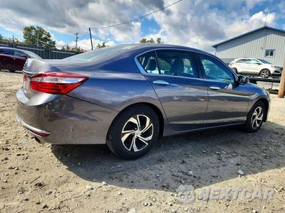 Trzecie zdjęcie samochodu z tyłu: 2017 HONDA ACCORD LX VIN:1HGCR2F32HA178757 - miniatura