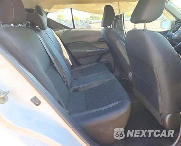 Zdjęcie 10 z 12 samochodu: 2019 NISSAN KICKS S VIN:3N1CP5CU4KL525091 - miniatura