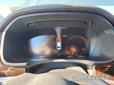 Zdjęcie 9 z 12 samochodu: 2020 VOLVO S90 T6 MOMENTUM VIN:LVYA22MK6LP177047 - miniatura