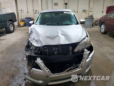 Piąte zdjęcie samochodu w środku: 2014 NISSAN SENTRA SV VIN:3N1AB7AP3EY227413 - miniatura