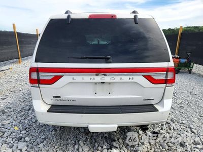 Zdjęcie 6 z 13 samochodu: 2015 LINCOLN NAVIGATOR VIN:5LMJJ2HT5FEJ11630 - miniatura