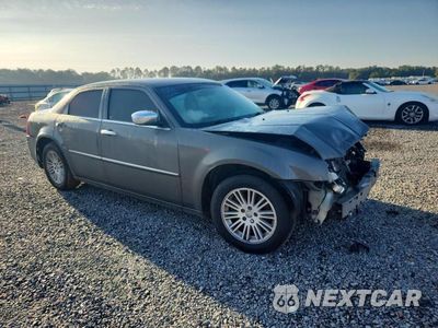 Czwarte zdjęcie samochodu z boku: 2010 CHRYSLER 300 TOURING VIN:2C3CA5CV1AH195655 - miniatura