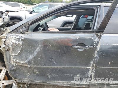 Zdjęcie 7 z 13 samochodu: 2005 MAZDA 6 S VIN:1YVHP82D655M27572 - miniatura