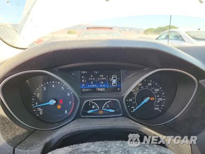 Zdjęcie 9 z 12 samochodu: 2017 FORD FOCUS TITANIUM VIN:1FADP3N25HL230822 - miniatura