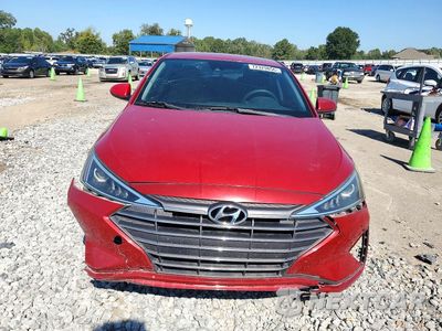 Piąte zdjęcie samochodu w środku: 2019 HYUNDAI ELANTRA SEL VIN:KMHD84LF1KU770880 - miniatura