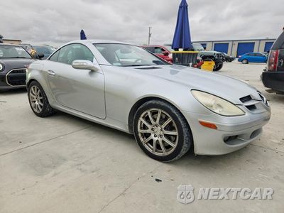 Czwarte zdjęcie samochodu z boku: 2006 MERCEDES-BENZ SLK 350 VIN:WDBWK56F16F112811 - miniatura