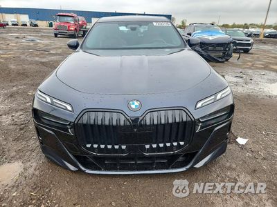 Piąte zdjęcie samochodu w środku: 2023 BMW 760 XI VIN:WBA33EJ05PCM26921 - miniatura